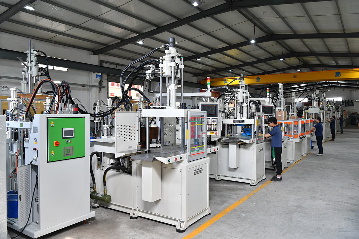 立臥式BMC注塑機(jī) 立臥式BMC注塑機(jī)